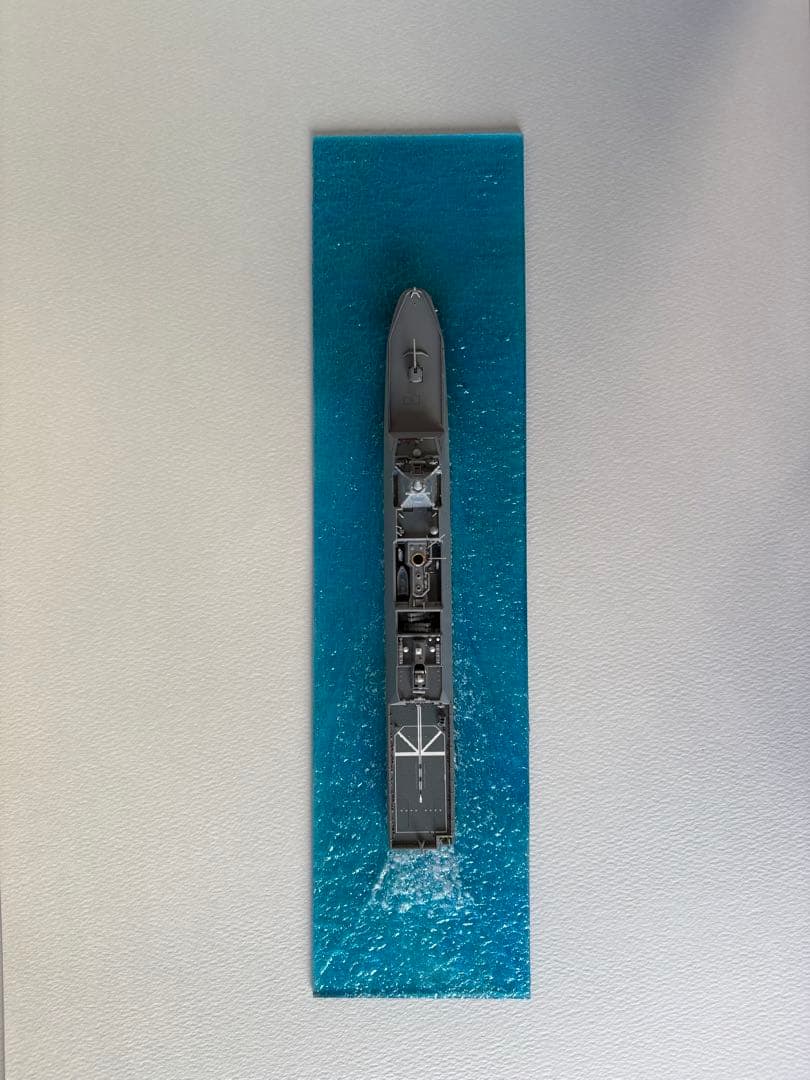 1/700 海上自衛隊　護衛艦もがみ　全塗装　洋上ジオラマ