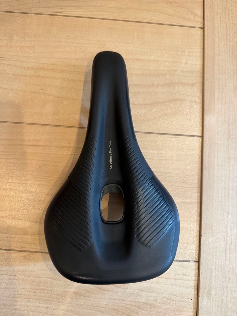 Ergon エルゴン SR Allroad Proサドル