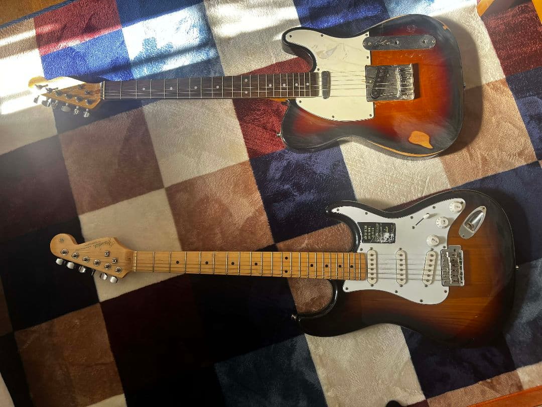 テレキャスターとストラトキャスターのノーブランドギター