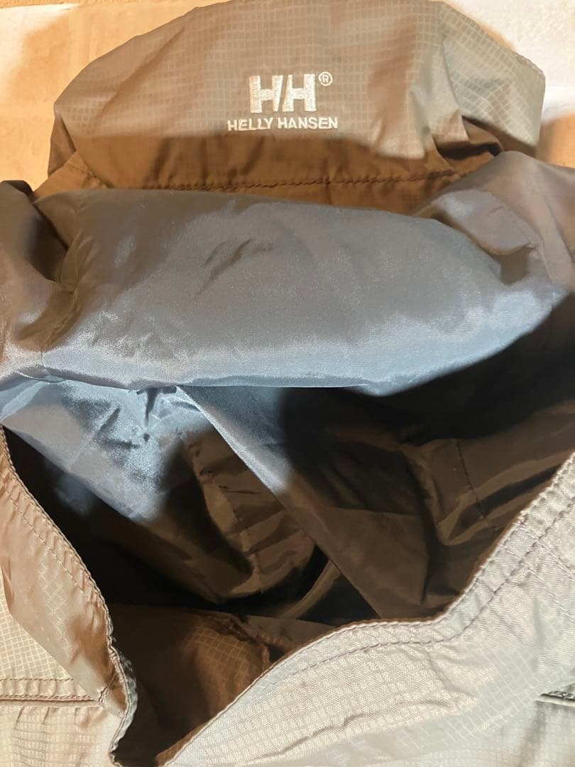 《美品》スノーウェア 上下セット (ヘリーハンセン、キラーループ)Lサイズ