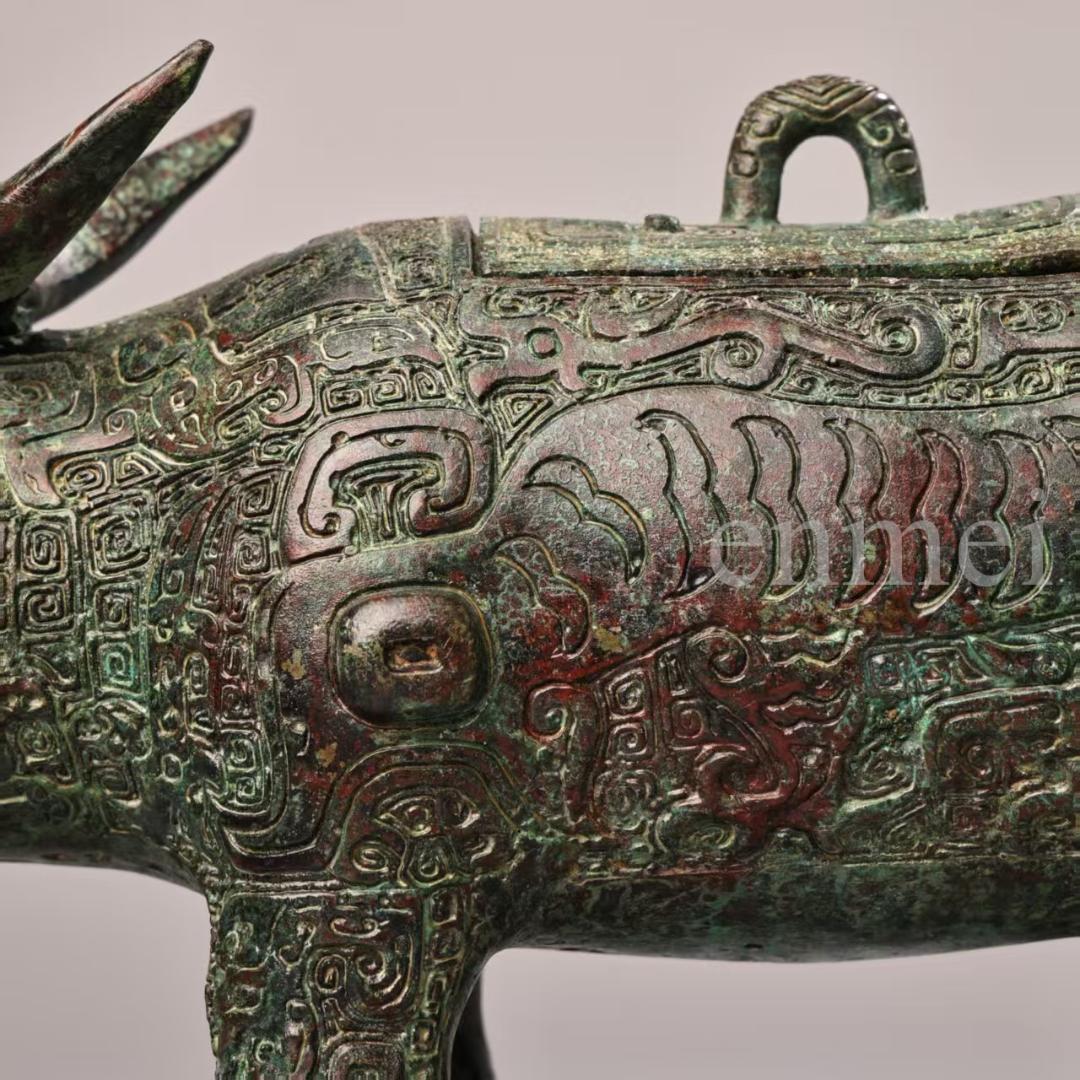 中国古美術・珍品旧藏・青銅器 牛尊 彫刻銘文入・高浮彫錾刻・純銅・置物・風水開運