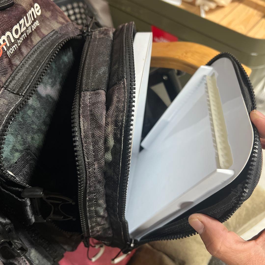 マズメ　ライフジャケット　レッドムーン