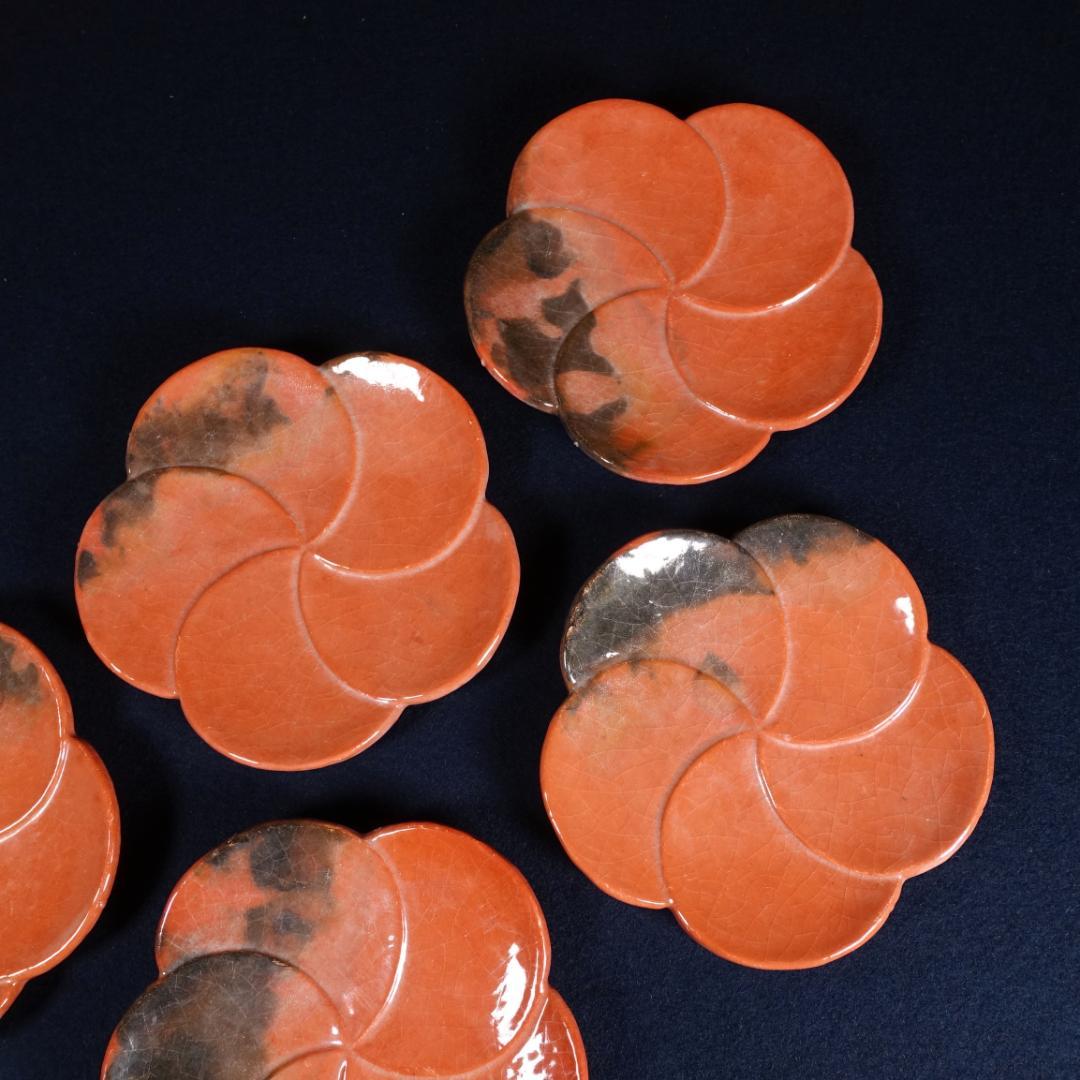 川崎和楽 赤楽 捻梅 銘々皿 5客 共箱