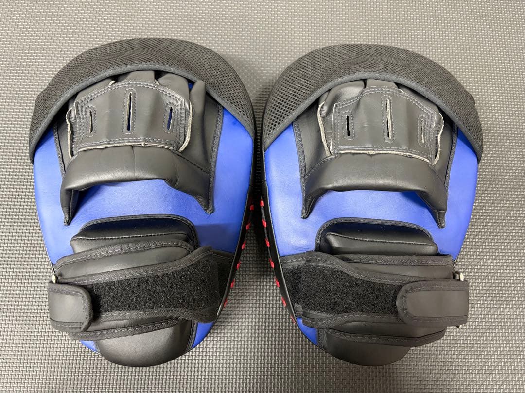 Fairtex キックミット 青