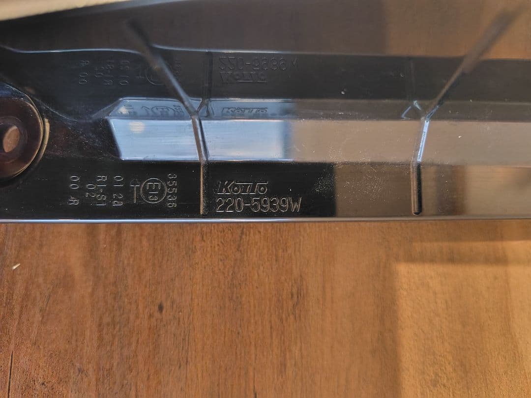 スズキハスラー　左テールランプ【純正】