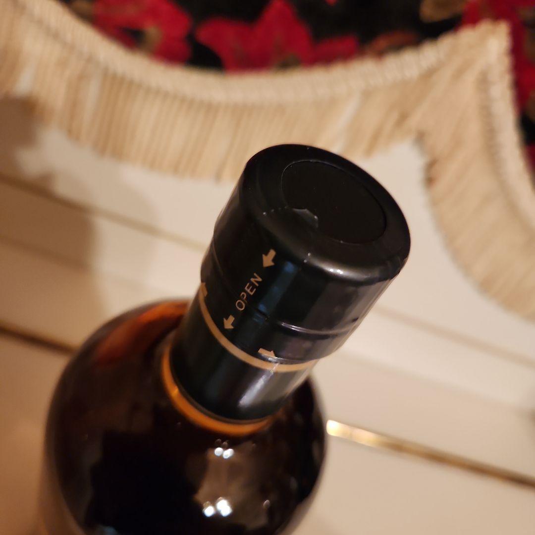 [新品 入手困難] ニッカ竹鶴 ピュアモルト<最大限御値引き> 8500円 !