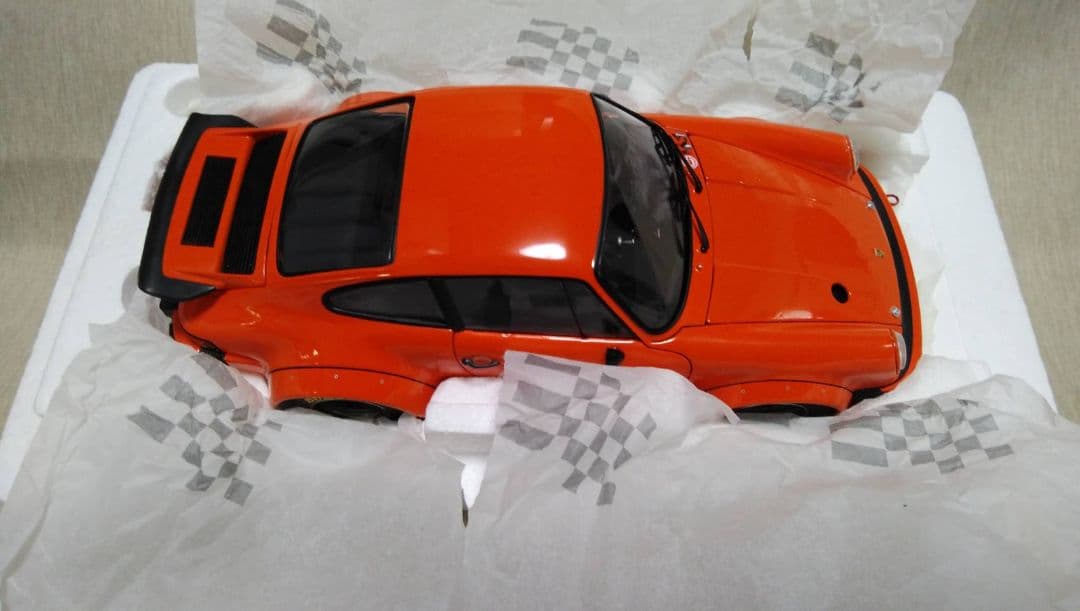 エグゾト　ポルシェ934RSR 1/18