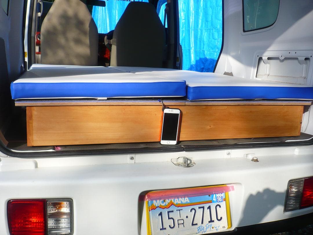 車中泊仕様～本格キャンピングカーまで製作しますっ！