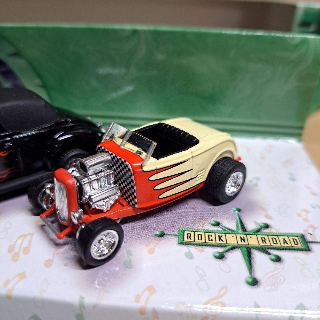 ホットウィール ROCK N ROAD ロックン ロード 100% キャデラック