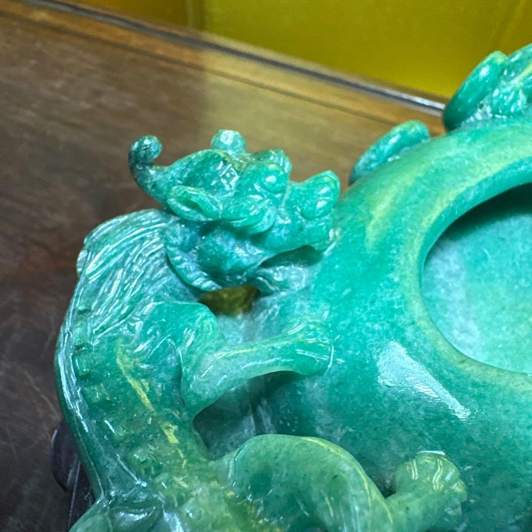 翡翠，置物，文房具，彫刻 ，木製台座付き