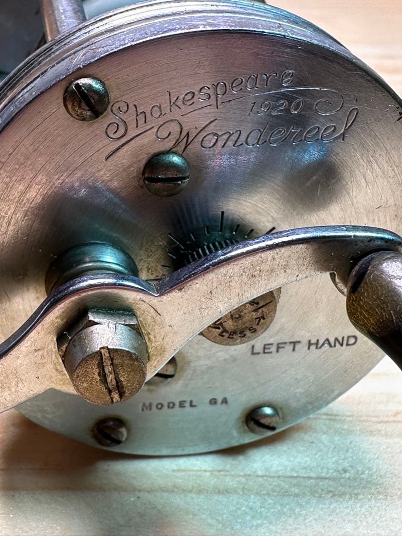 シェークスピアShakespeare Wondereel LEFTHAND左巻き