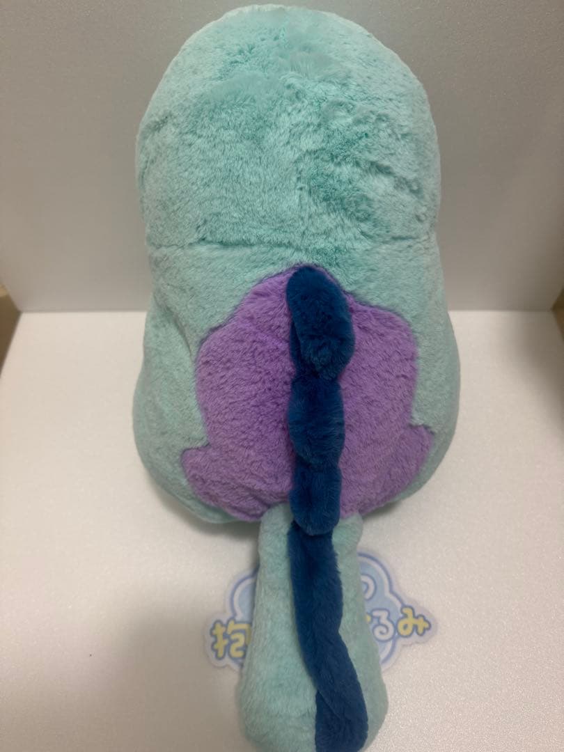 ふわふわ抱きぬいぐるみ　ヌオー