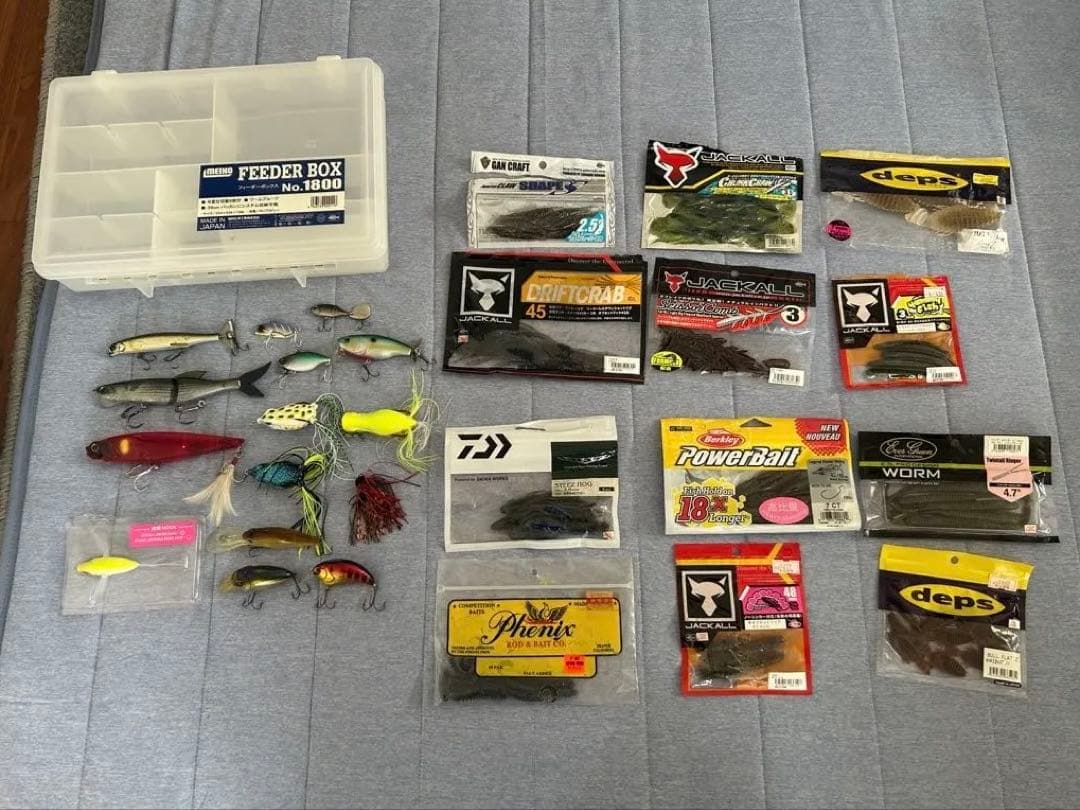 バスルアー・ワームセット 収納ボックス付き