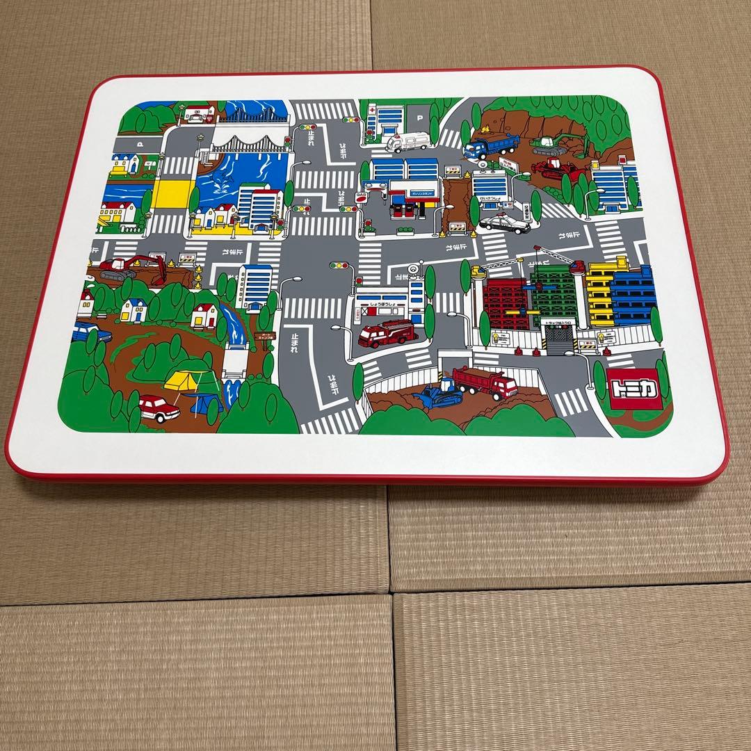 トミカ　オリジナルプレイテーブル