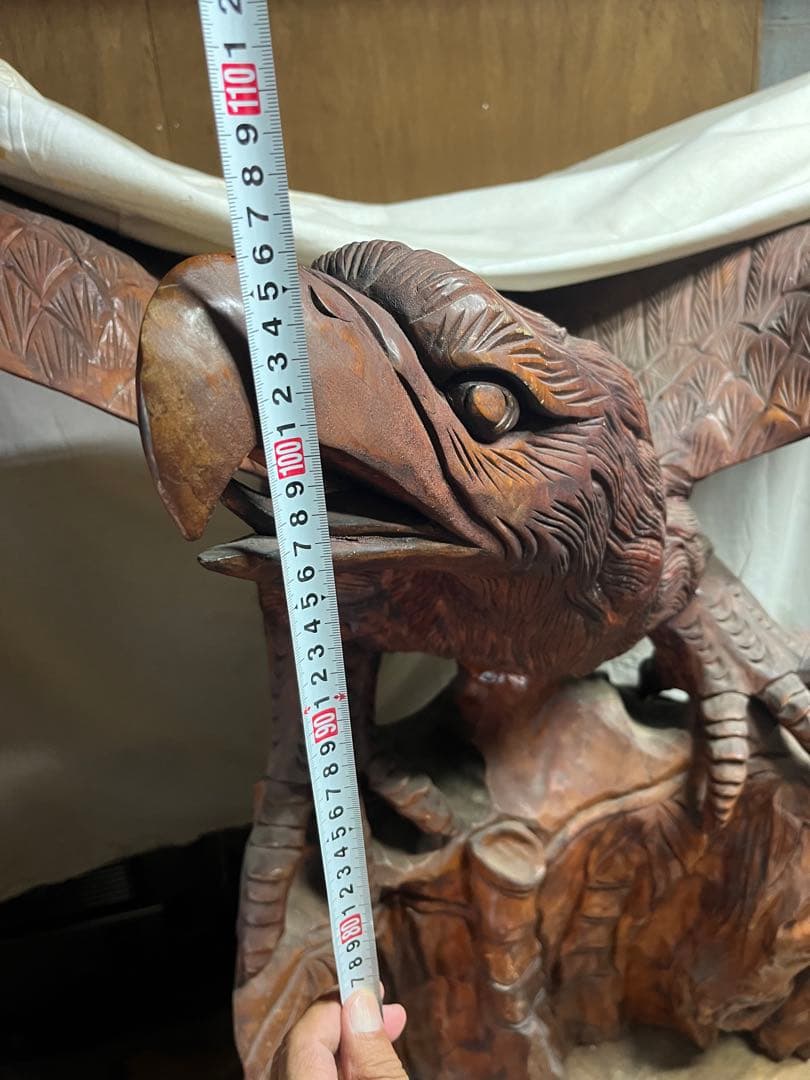 木製鷲の彫刻一刀彫　置物 大