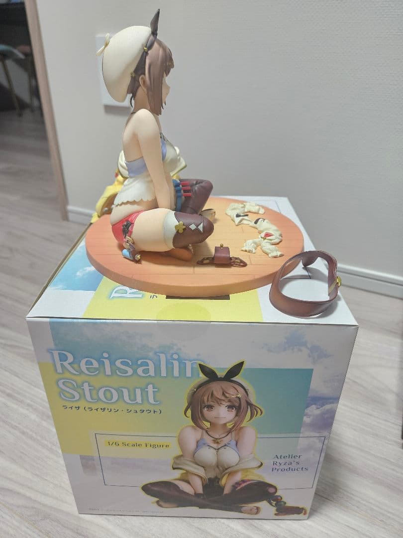 ライザ(ライザリン•シュタウト)　1/6スケールフィギュア