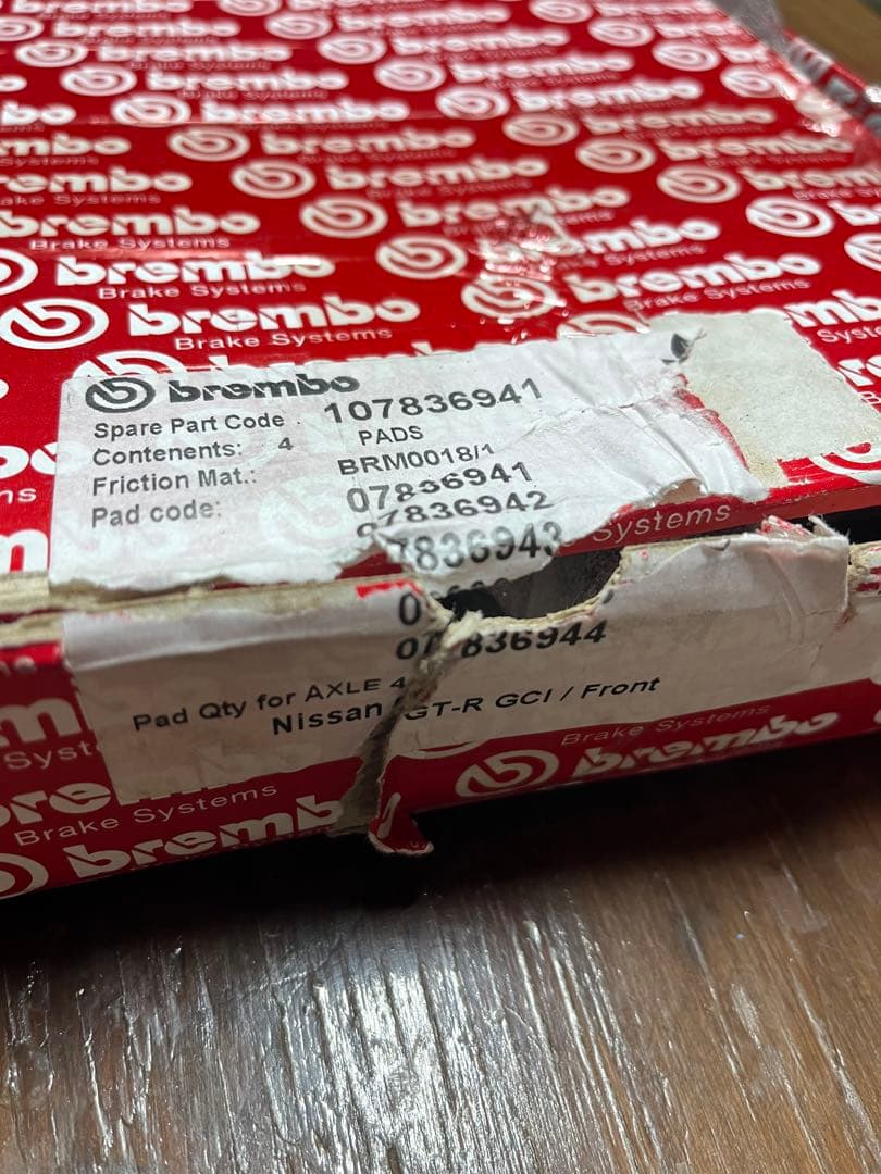 日産 R35 GTR 前期 純正ブレーキパッド 新品