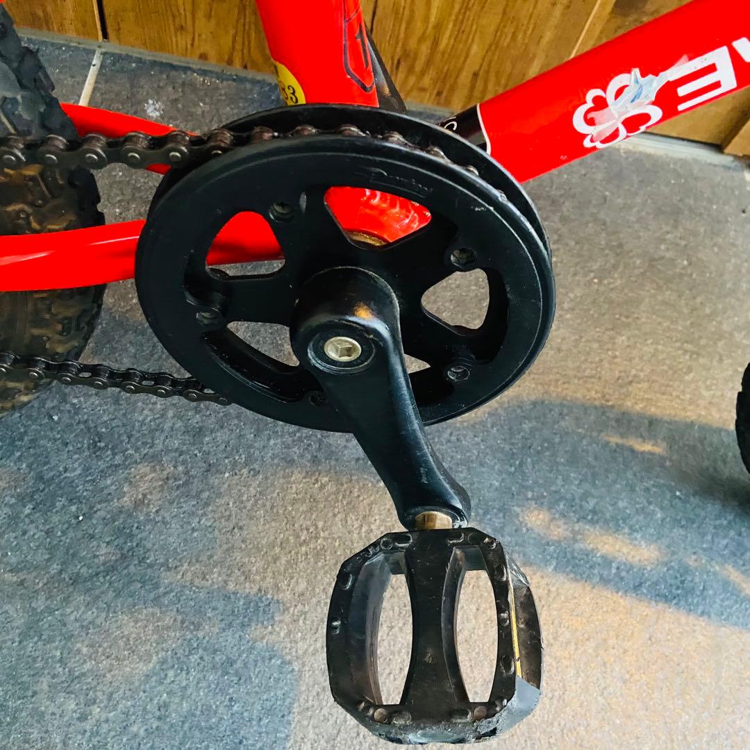 【送料込み】ヨツバサイクル ヒーローレッド 14インチ　ヨツバゼロ