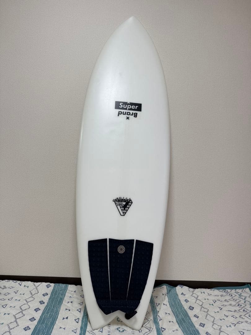 今週末限定！！！！シリアルトライ HELIX 5.7 32.8L 引き取りのみ