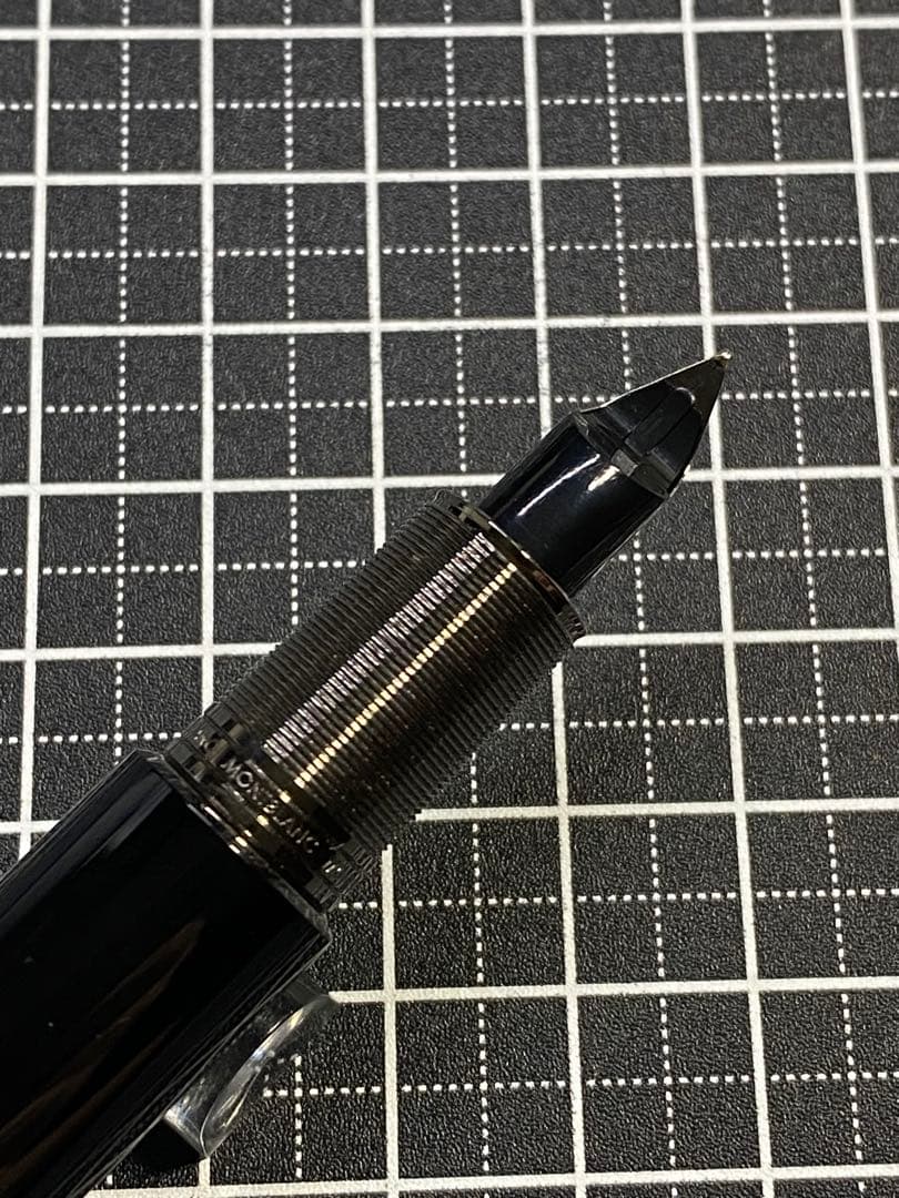 MONTBLANC M マーク・ニューソン 字幅F