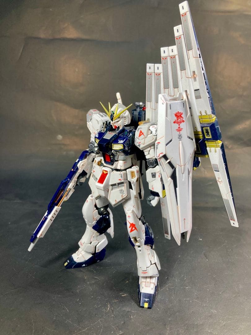 RG νガンダム 全塗装済完成品