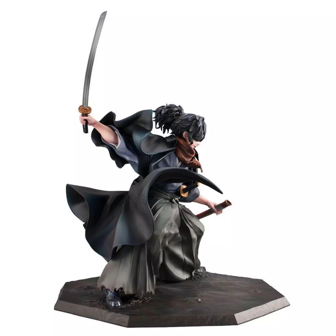 岡田以蔵 フィギュア＆特典アクリルスタンド