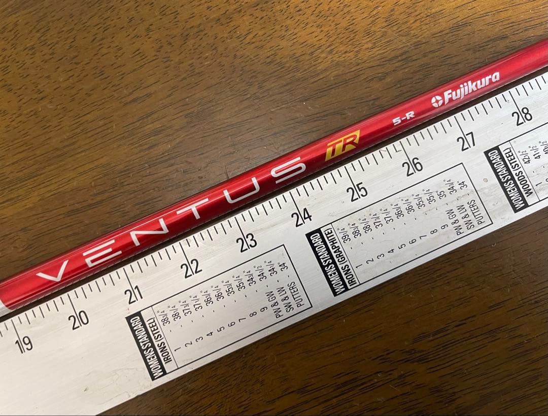 ベンタスレッドTR5-Rシャフト　純正スリクソンスリーブ