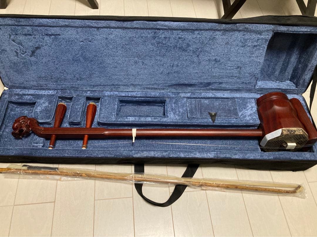 新品未使用 龍頭彫刻 中胡/中国輸入品 低音二胡