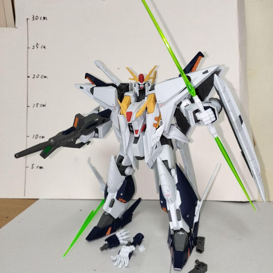 HG 1/144 クスィーガンダム 閃光のハサウェイ 塗装完成品 ガンプラ ギギ