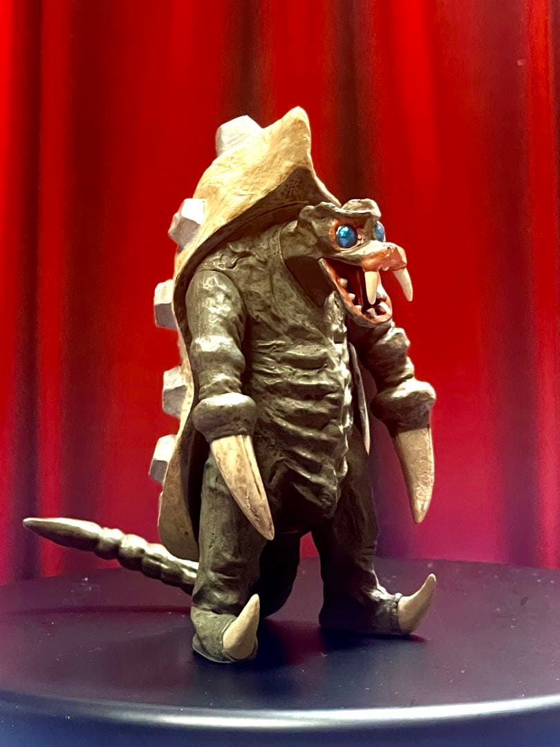 開封美品！ HG原色ウルトラ怪獣大百科『恋愛は怪獣の味』4種類 ウルトラマン