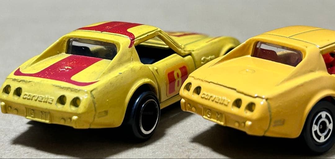 トミカ シボレーコルベットスティングレイ 2台セット
