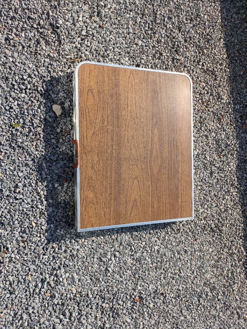 USA製　フォールディングテーブル　折りたたみテーブル　アメリカ製 キャンプ