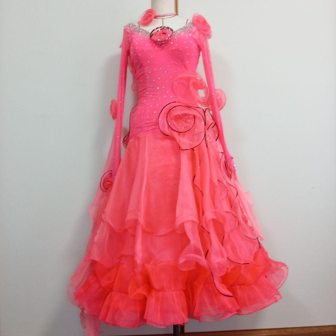 更にお値下げ　中古タカダンスS　社交ダンス　スタンダードドレス　モダン