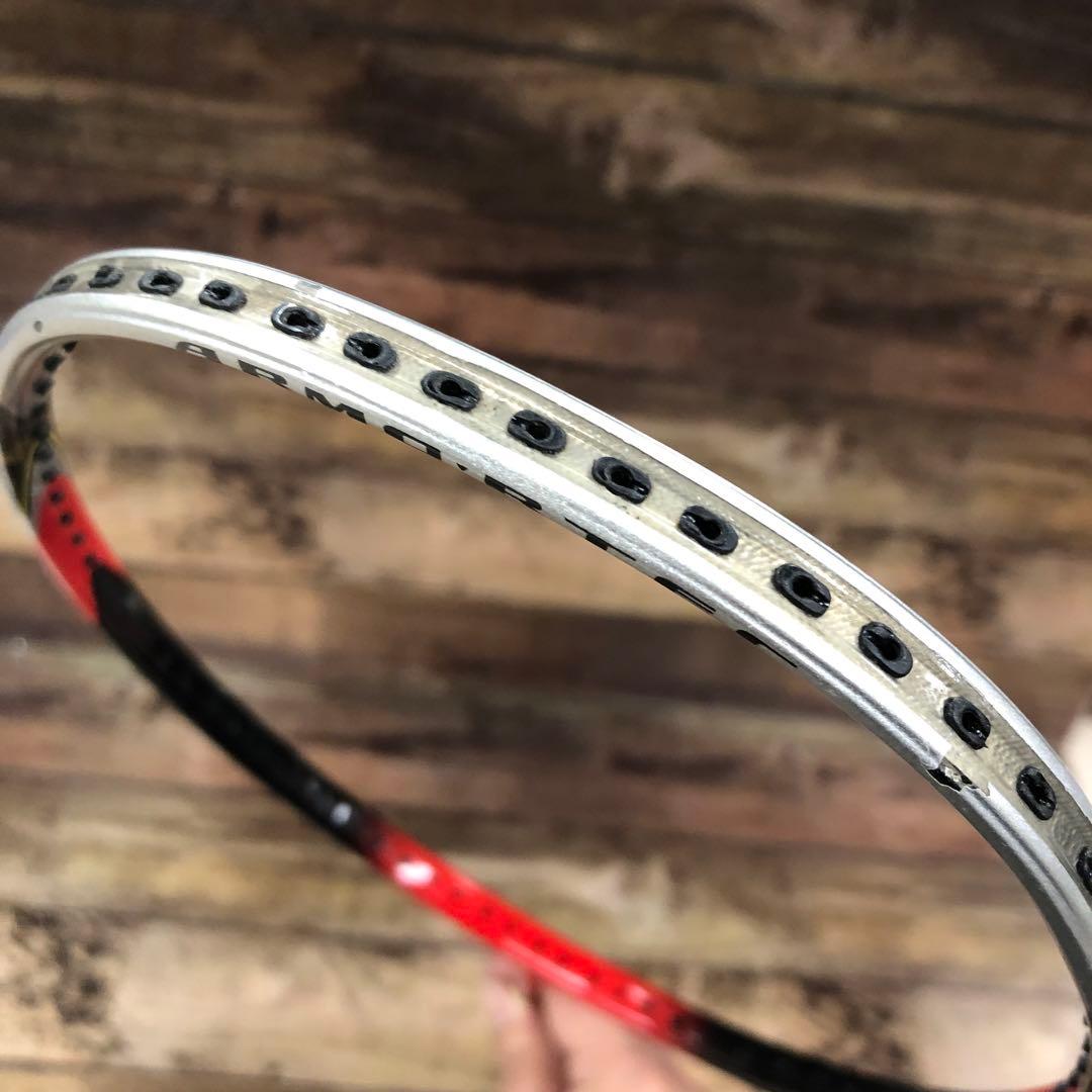 【希少・美品】ヨネックス アーマーテック 700 バドミントン ラケット