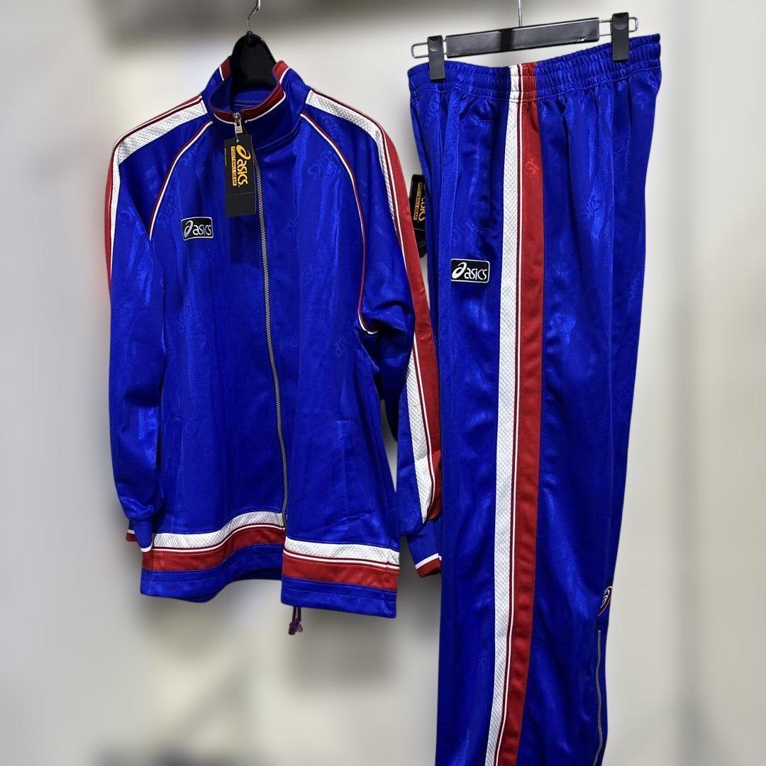 アシックスフットボールギア新品