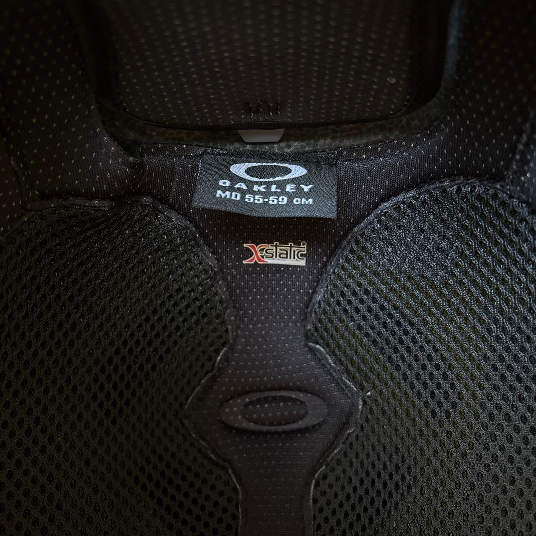 Oakley スキースノーボード　ヘルメット MOD3 MDサイズ