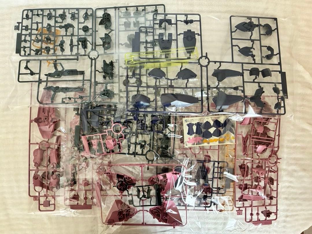 HG 1/144 メッサーF02型（指揮官機） プレミアムバンダイ限定 未組立