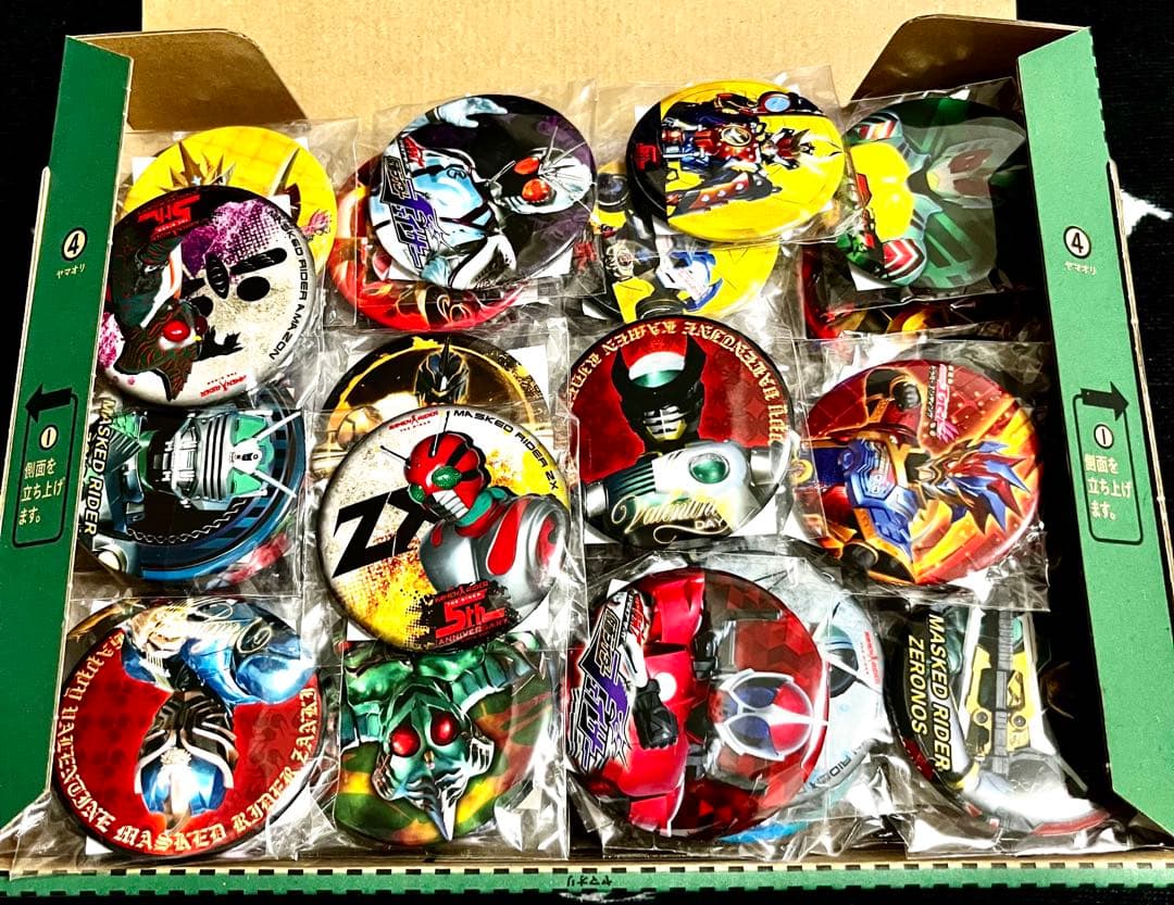 【未開封】仮面ライダーザダイナー 非売品 缶バッジ 41点