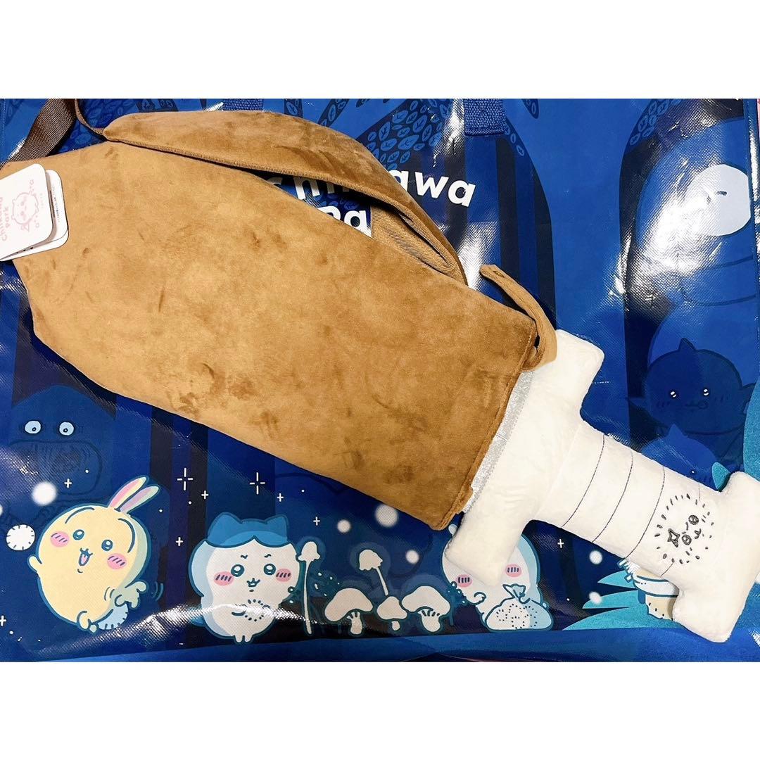 ③新品★ちいかわパーク　ちいかわ　ラッコの剣みたいなショルダーポーチ　ラッコ