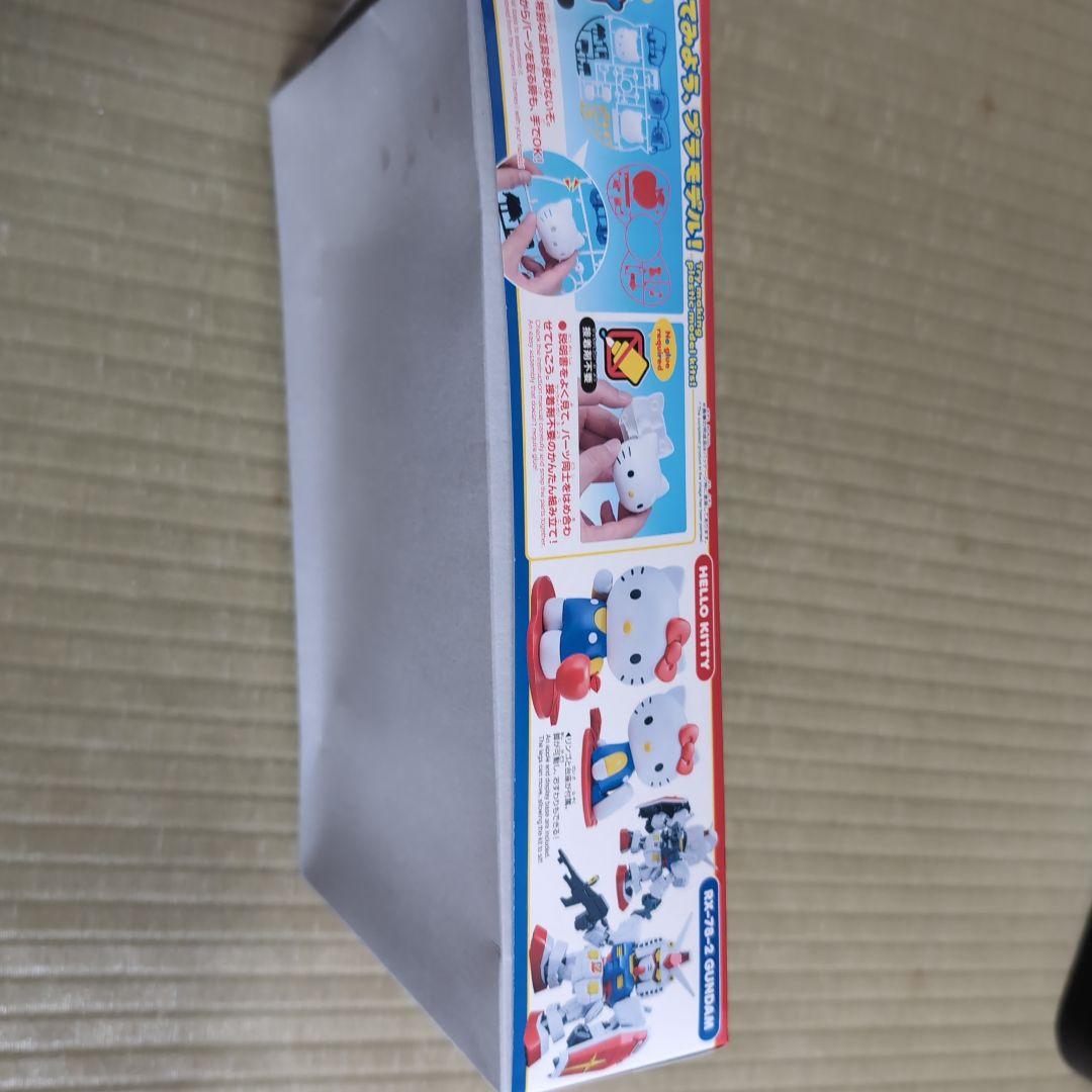 hello kitty rx78-2 gundam　新品未開封