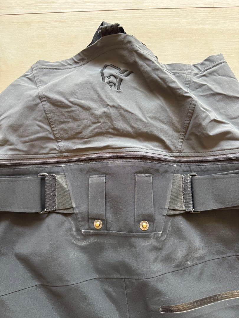 Norrona lofoten Goretex pro pants Mサイズ
