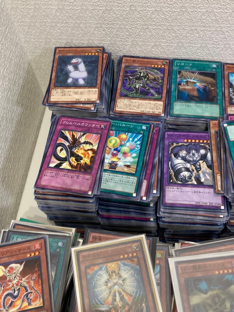 遊戯王カード　まとめ売り　7500枚以上
