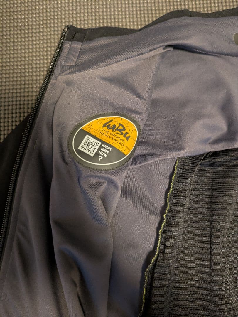 アソス EQUIPE R HABU WINTER JACKET サイズM