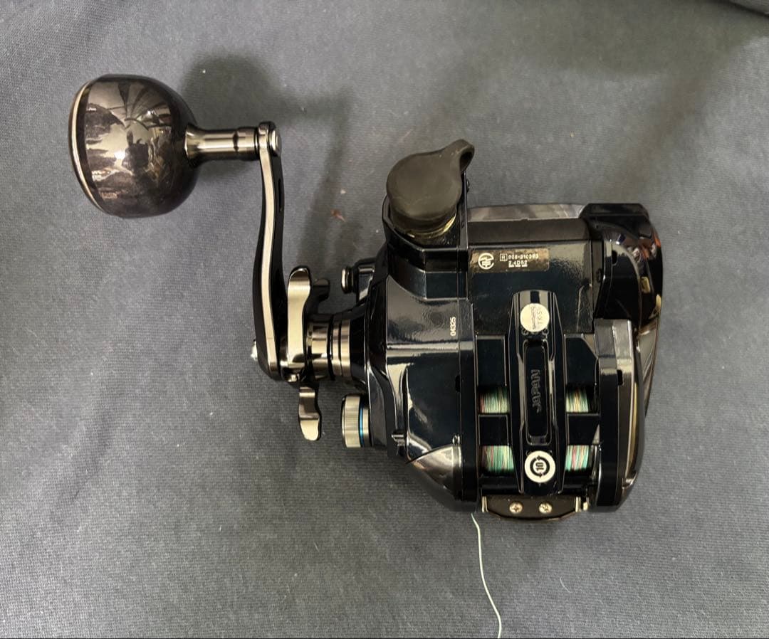 シマノ 21フォースマスター1000 巻上距離3.8km 使用時間10時間