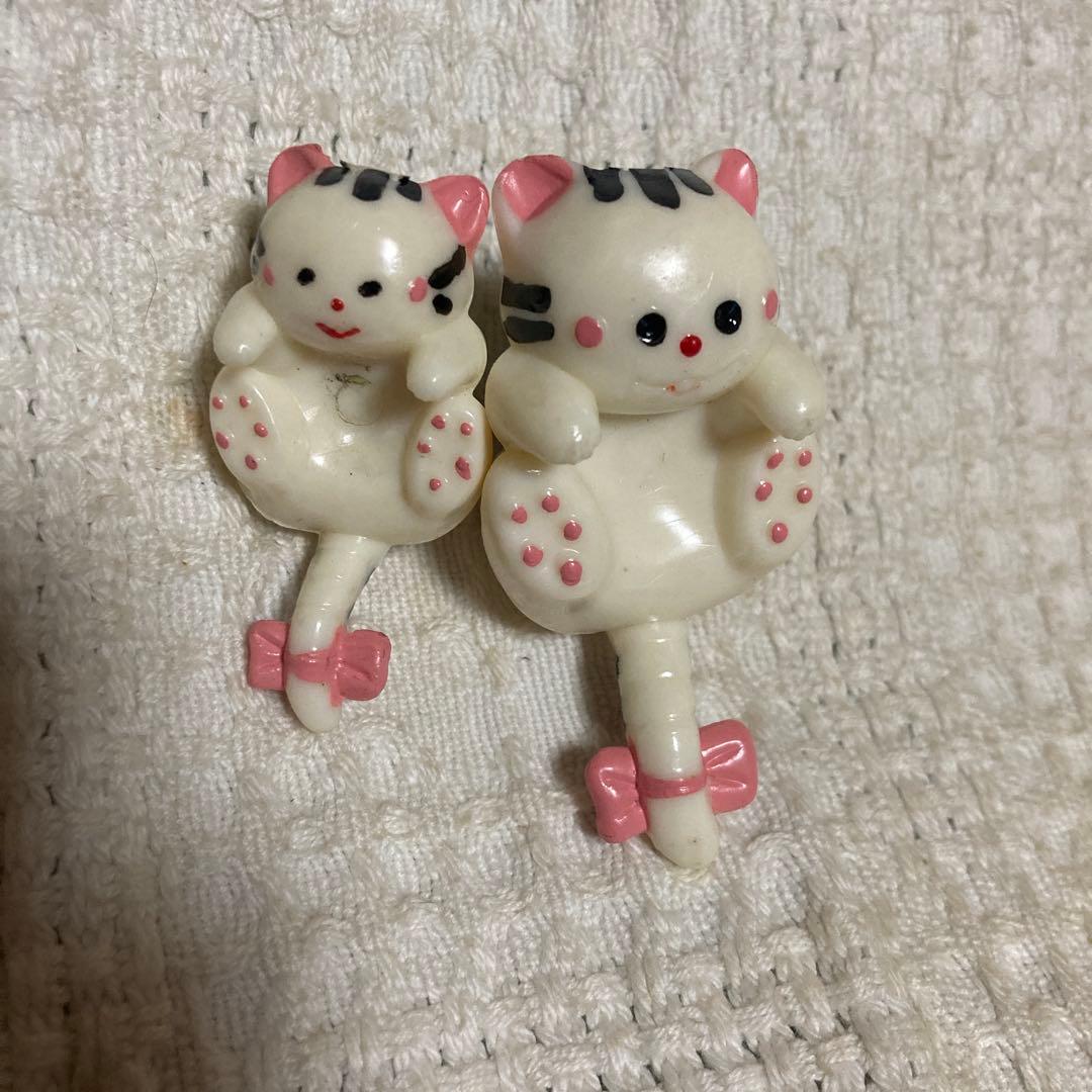 昭和レトロ　コップのフチ　 猫　引っ掛けマスコット　 撮影＆確認のため開封した