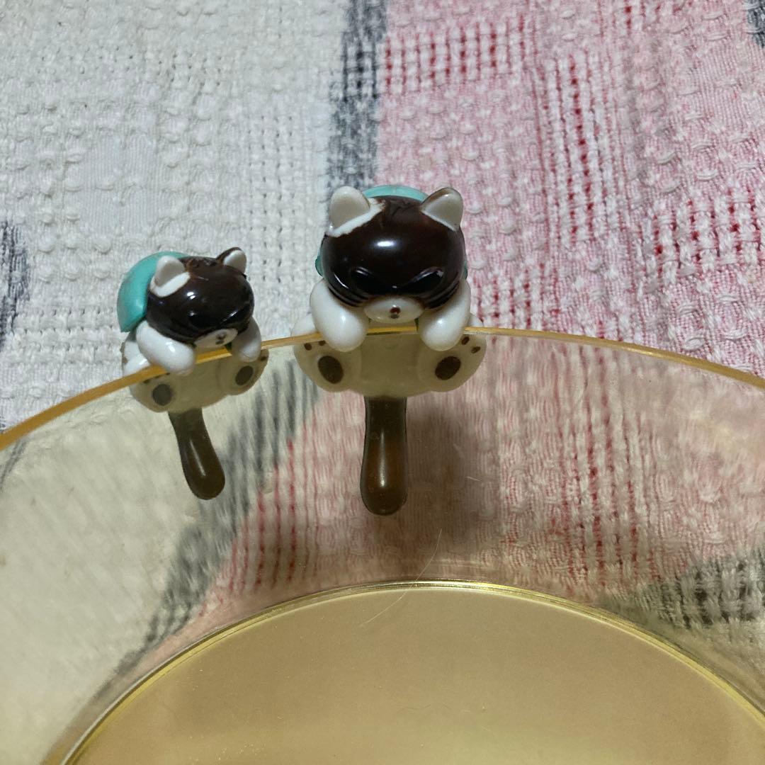 昭和レトロ　コップのフチ　 猫　引っ掛けマスコット　 撮影＆確認のため開封した