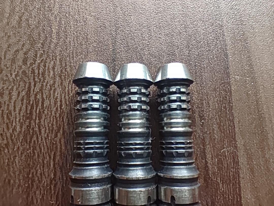 ダーツ ターゲット BLACK MARQUE ヘラクレス 18g