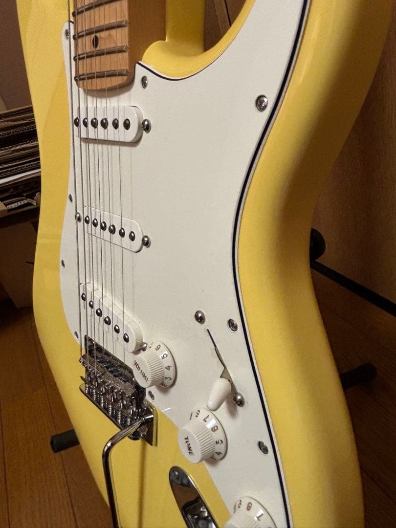 フェンダーplayerストラトキャスターメキシコ(バタークリーム) 新品同様！
