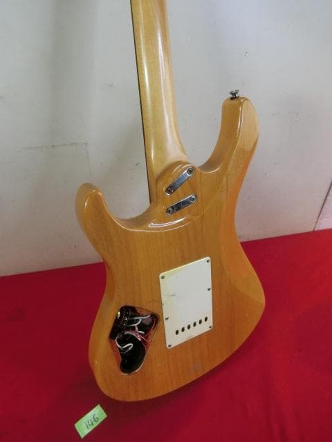 146：Yamaha Pacifica ヤマハ　エレキギター　ジャンク