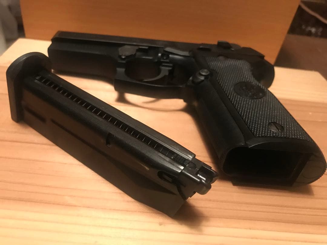 大村工❗️限定生産品ＷＡベレッタ クーガーヘビーウェイト箱付き動作品